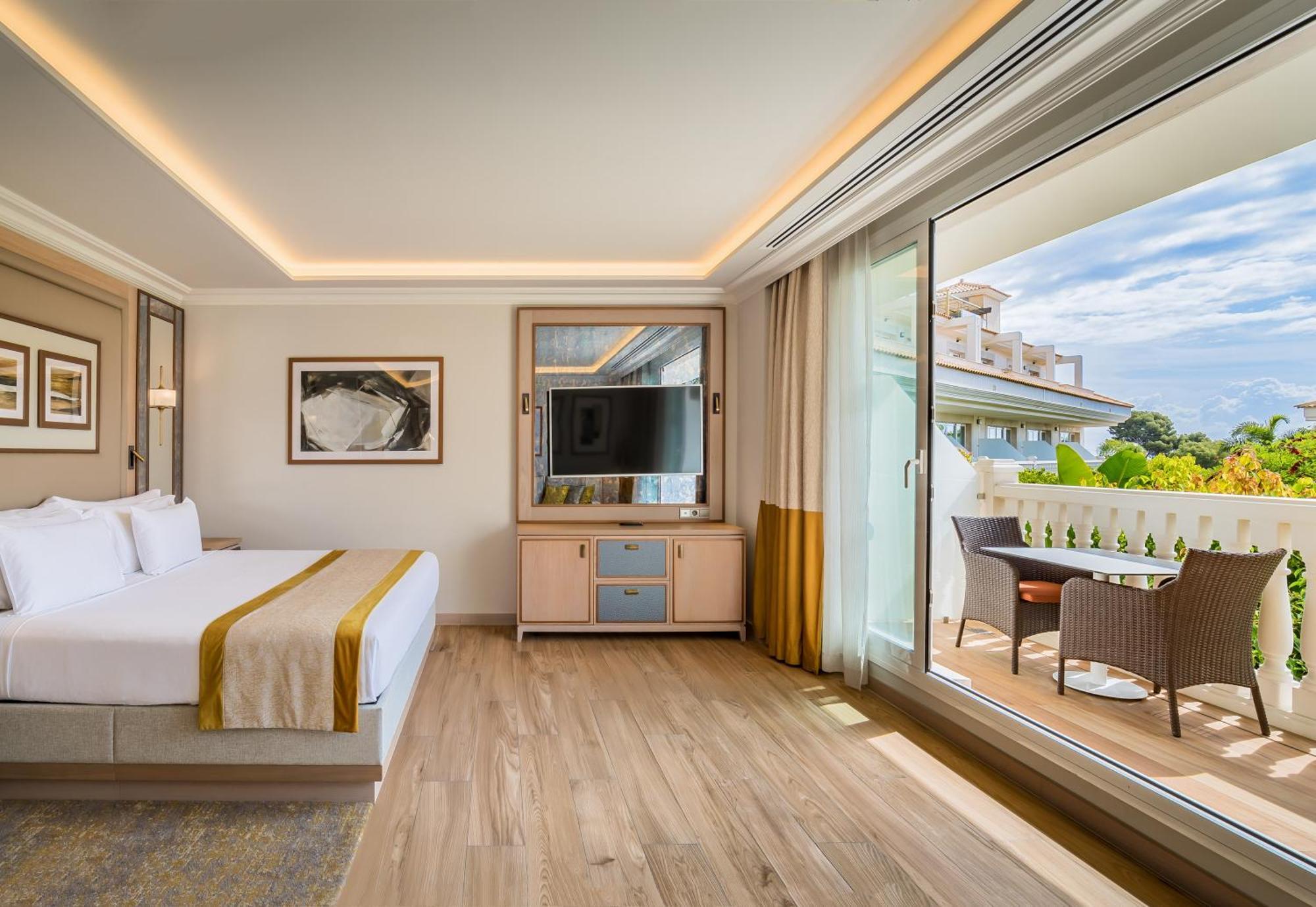 Barcelo La Nucia Hills Hotel Exterior foto Deluxe Room with Terrace